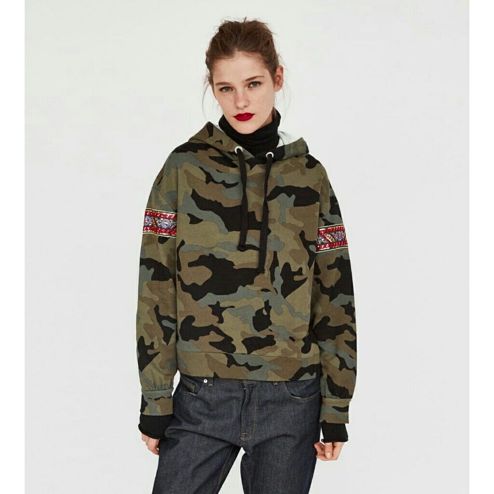ISO Zara Camouflage sweatshirt